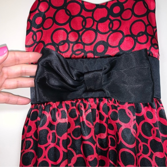 Red Black Girls’ Satin Dress Circle Pattern 6-7 Summer Sundress Bow - Picture 4 of 11